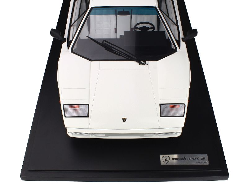 91556 Lamborghini Countach LP5000 Quattrovalvole