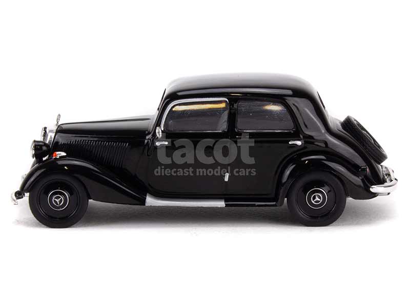 【中古】ixo 1/43 メルセデスベンツ 170V W136 1949(ブラック) ミニカー【箱色あせあり】[10][240010475249] Amazon.co.jp: イクソ 1/43 メルセデスベンツ 170V (W136) 1949