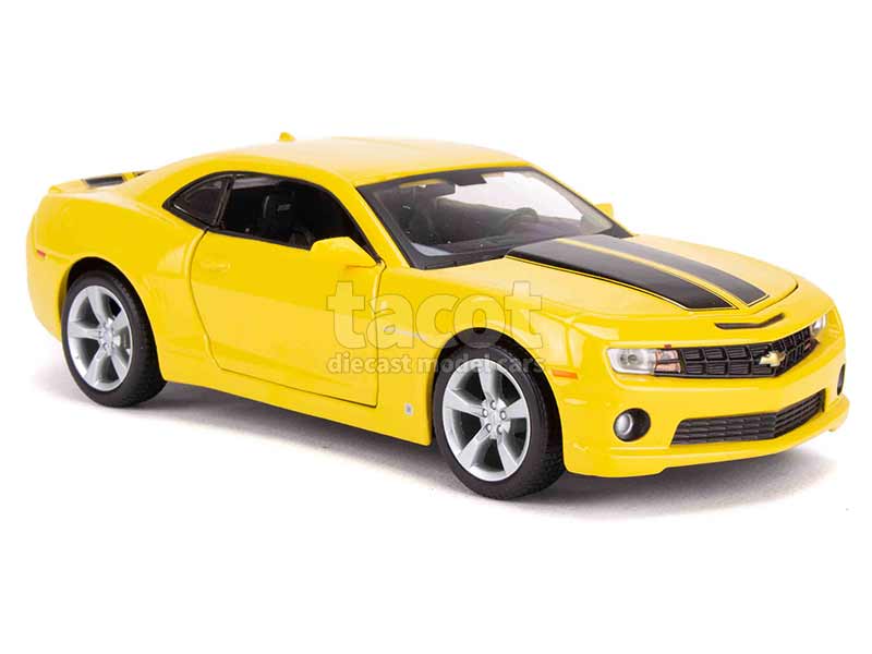 92001 Chevrolet Camaro SS RS 2010