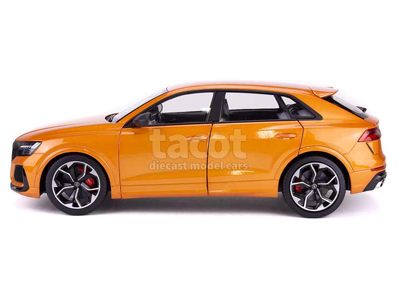 92038 Audi RS Q8 2020