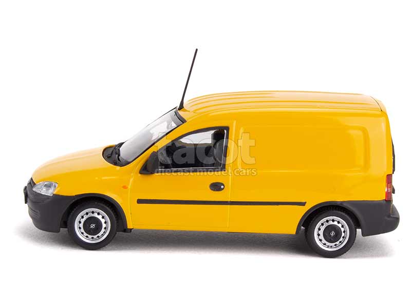 92354 Opel Combo Van 2002