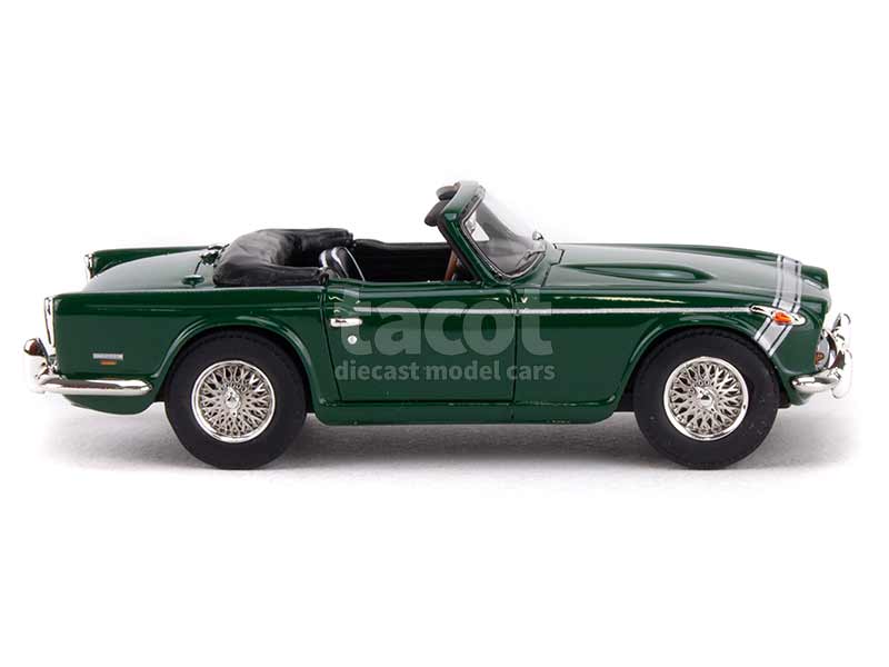 92401 Triumph TR250 1967