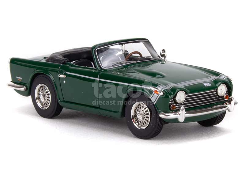 92401 Triumph TR250 1967