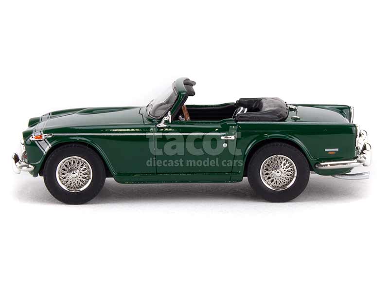 92401 Triumph TR250 1967