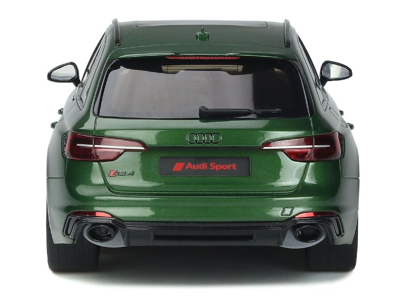92515 Audi RS4 Avant 2020