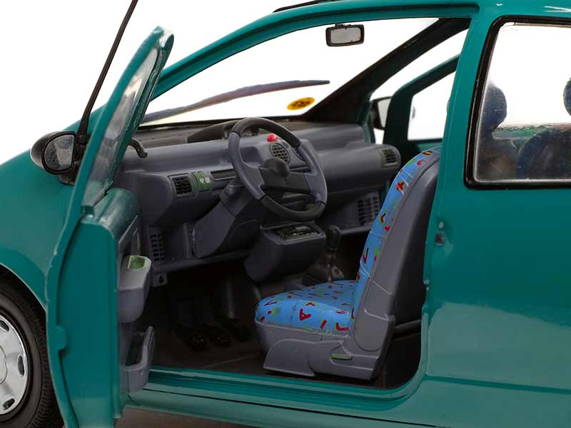 92682 Renault Twingo 1993