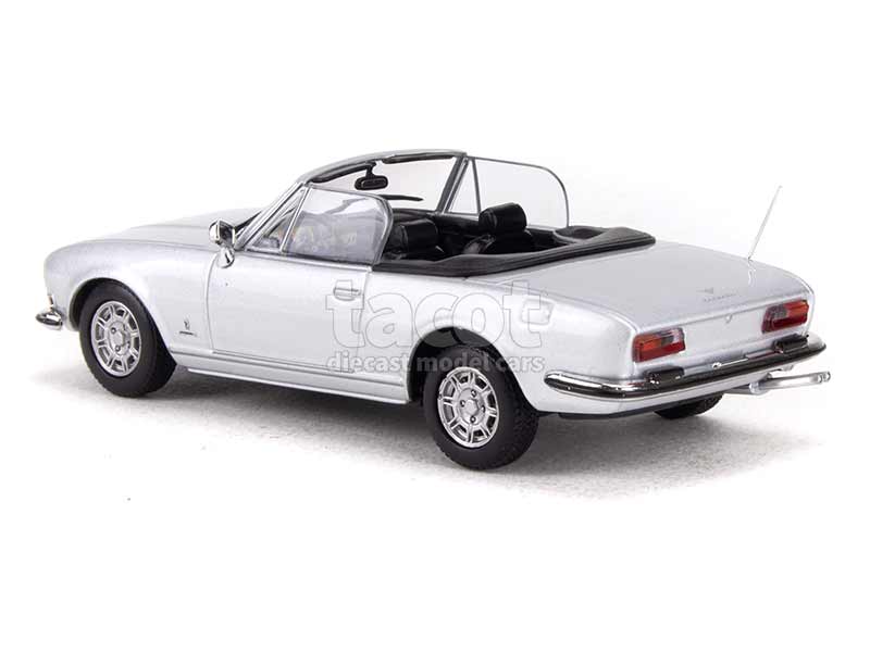 92900 Peugeot 504 Cabriolet 1977