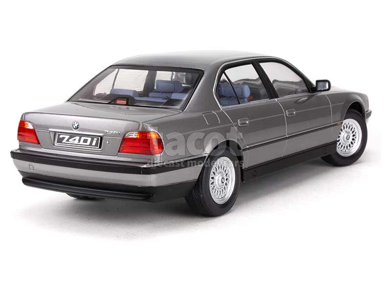92907 BMW 740i/ E38 1994
