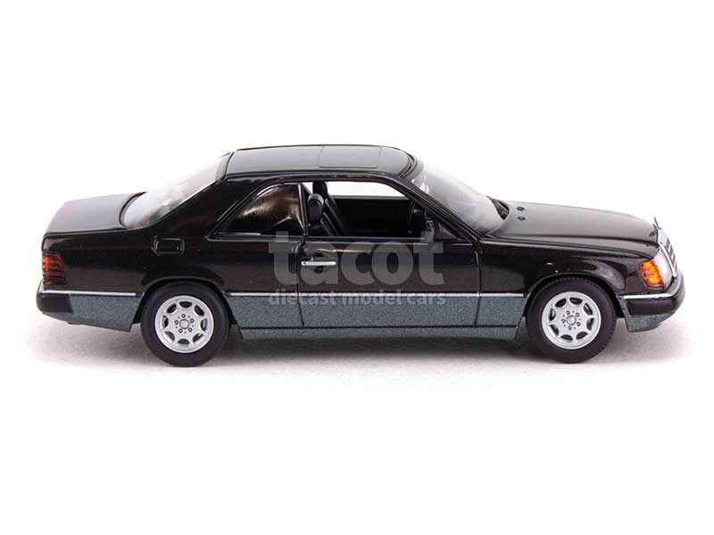 93005 Mercedes 300 CE-24 Coupé/ C124 1991