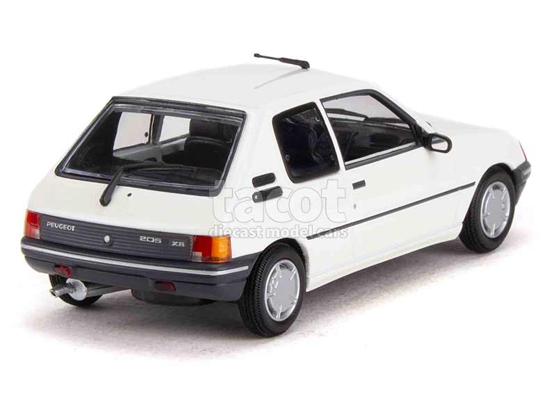 93019 Peugeot 205 XR 3 Doors 1990