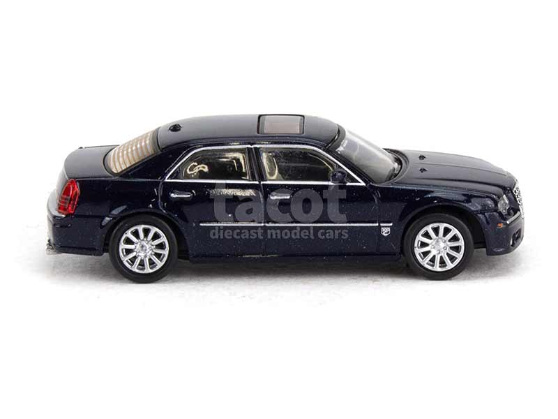 93082 Chrysler 300C Hemi SRT8 2005