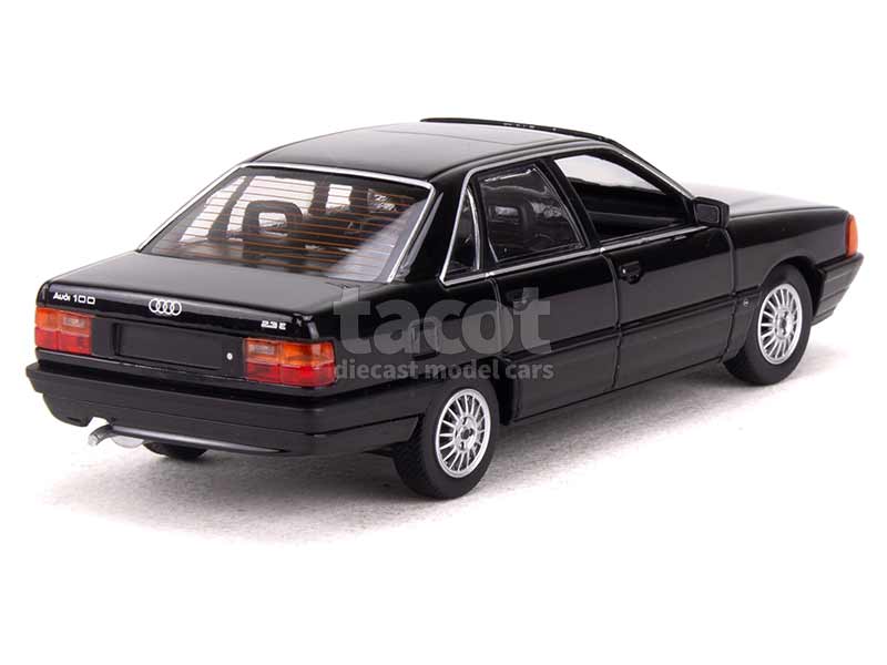 93234 Audi 100 1990