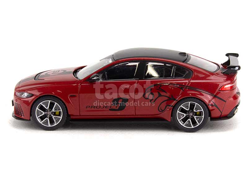 93624 Jaguar XE SV Project 8 2017