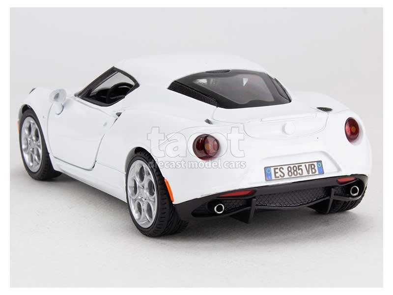 93642 Alfa Romeo 4C 2013