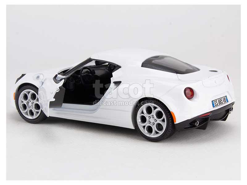 93642 Alfa Romeo 4C 2013