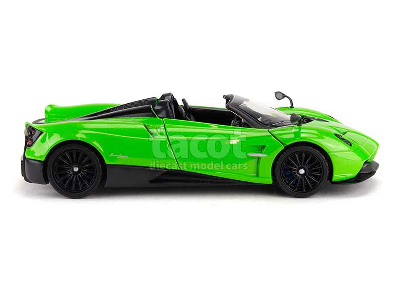 93645 Pagani Huayra Roadster 2017