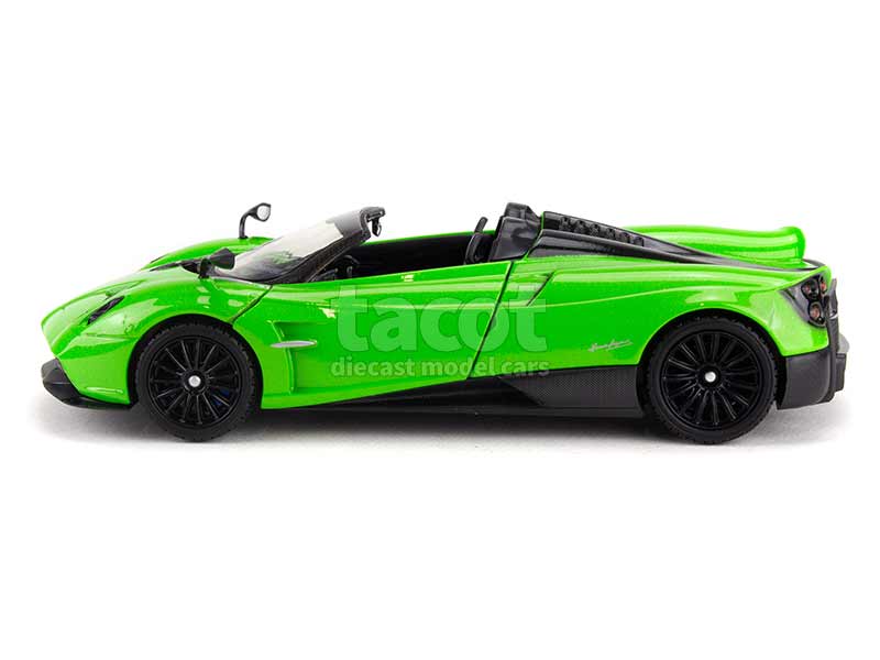 93645 Pagani Huayra Roadster 2017
