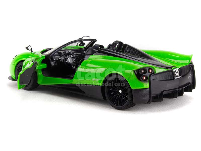 93645 Pagani Huayra Roadster 2017
