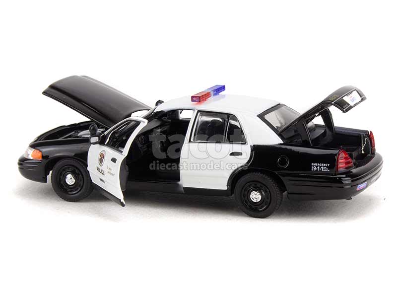 93786 Ford Crown Victoria  The Rookie 2008