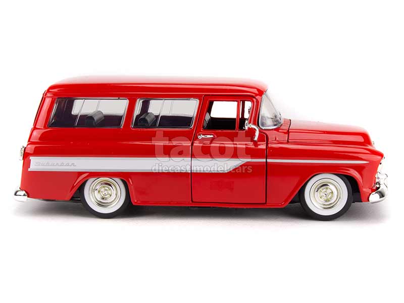 93920 Chevrolet Suburban 1957