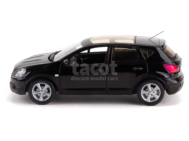 93923 Nissan Qashqai 2007