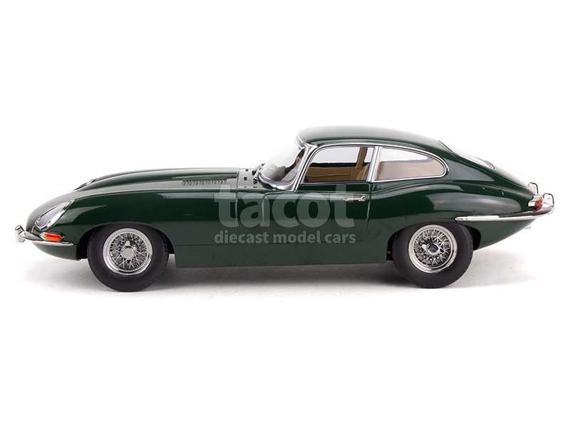 Jaguar Type E Coupé 1961 Bleu Clair 1/18 Burago - Miniature Métal (sans Boîte)