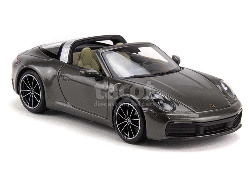 93974 Porsche 911/992 Targa 4S 2020