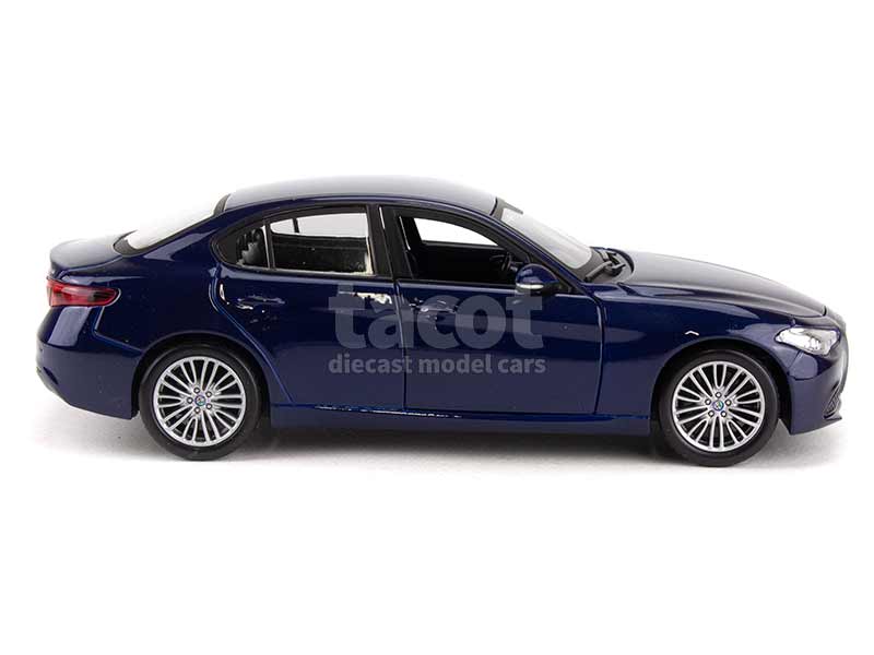 93990 Alfa Romeo Giulia 2016