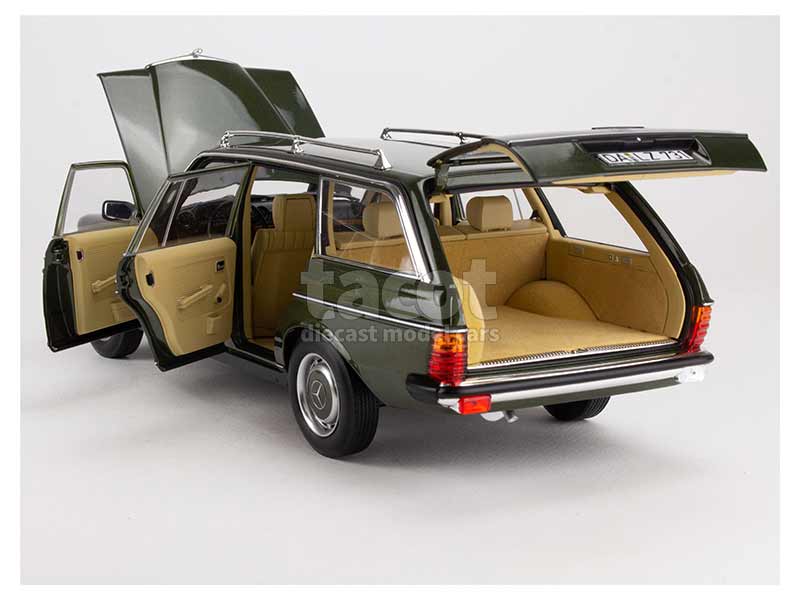 94033 Mercedes 200T/ S123 Break 1982
