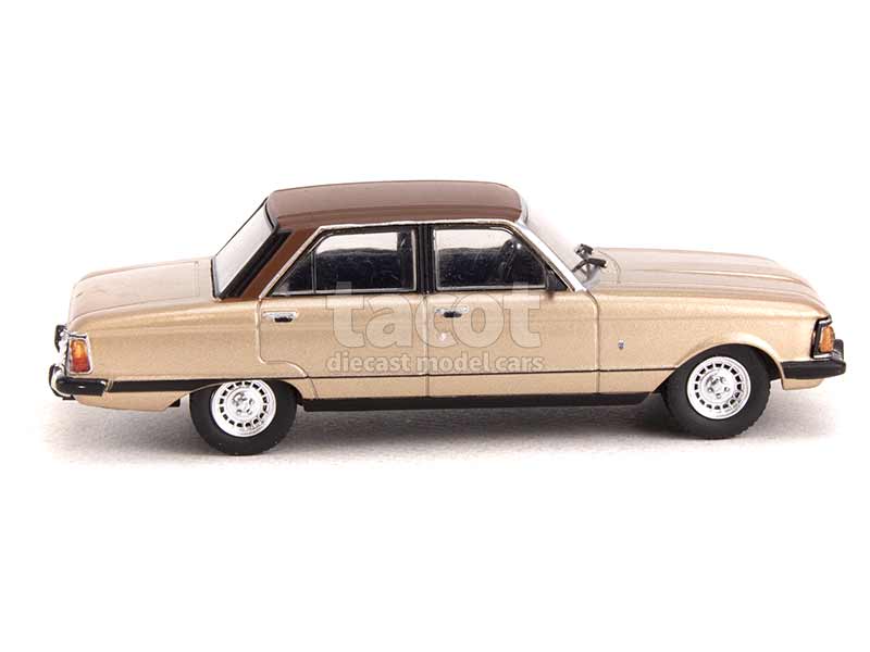94208 Ford Falcon Ghia 1982