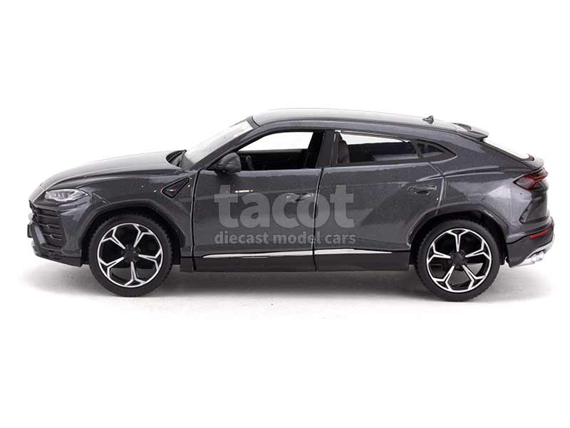 94228 Lamborghini Urus 2018