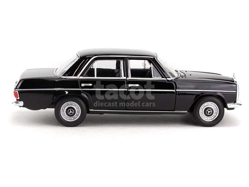 94231 Mercedes 220/ W115 1968