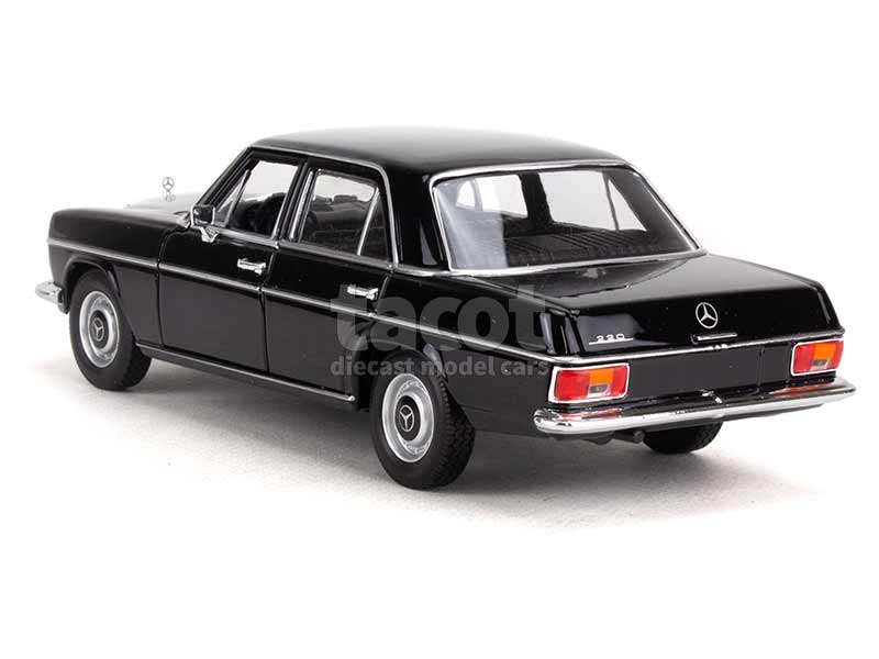 94231 Mercedes 220/ W115 1968