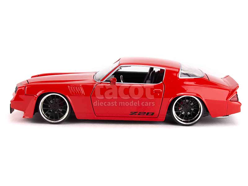 Chevrolet Camaro Z/28 1968 'Classic Muscle' - 1:24 - Maisto