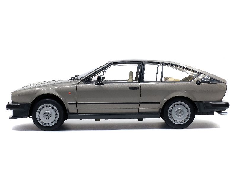 94357 Alfa Romeo GTV6 1984