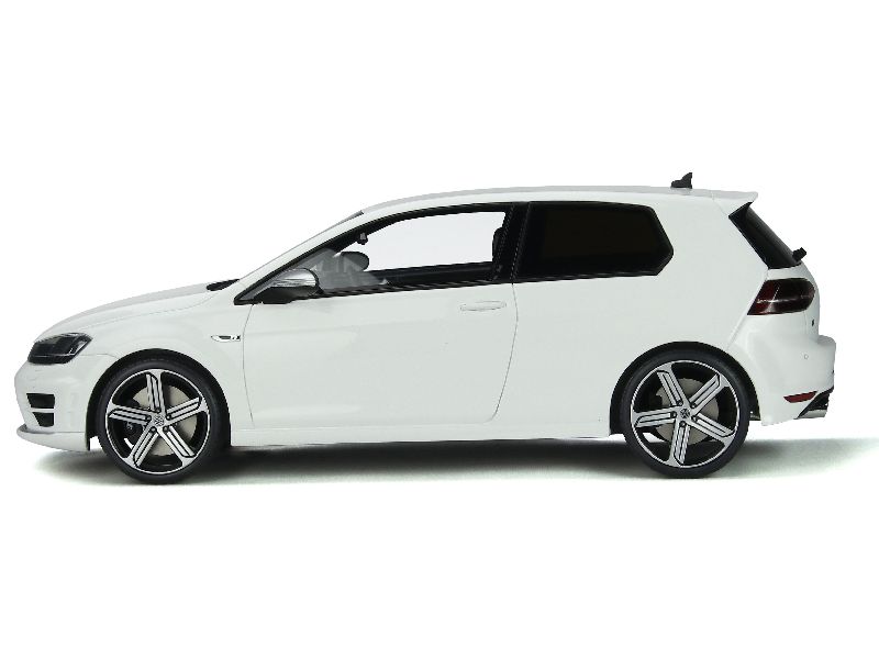 94374 Volkswagen Golf VII R 3 Doors 2017