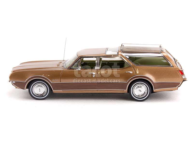94509 Oldsmobile Vista Cruiser 1969