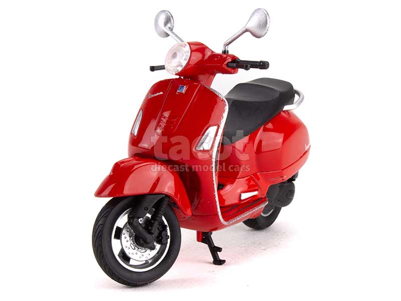 94605 Vespa 125CC GTS 2017