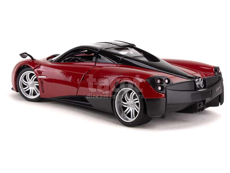 Pagani Huayra 2011 Maquette 1/18 MotorMax – Rouge – Collection