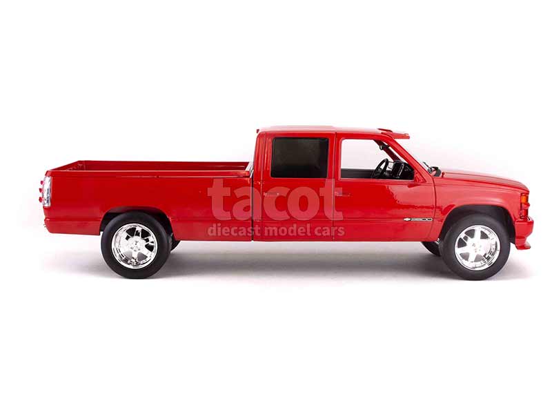 94742 Chevrolet Silverado 3500 Custom Pick-Up 1997