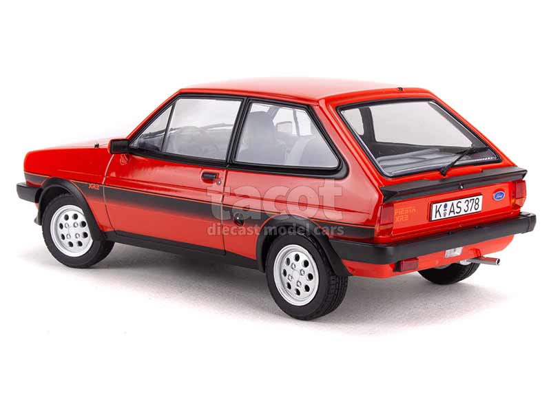 1/18 norev Ford Fiesta XR2 1981 Red Neuf Précommande Octobre/Novembre 2020 