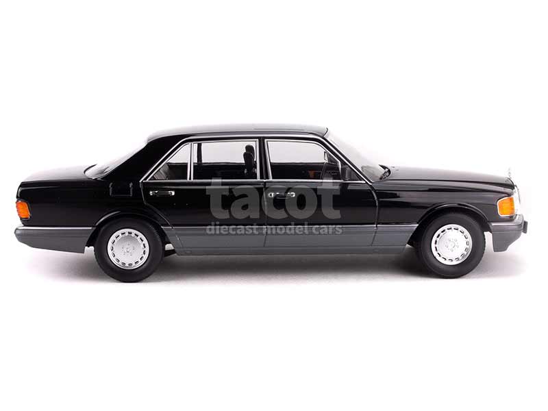 94786 Mercedes 560 SEL/ W126 1985