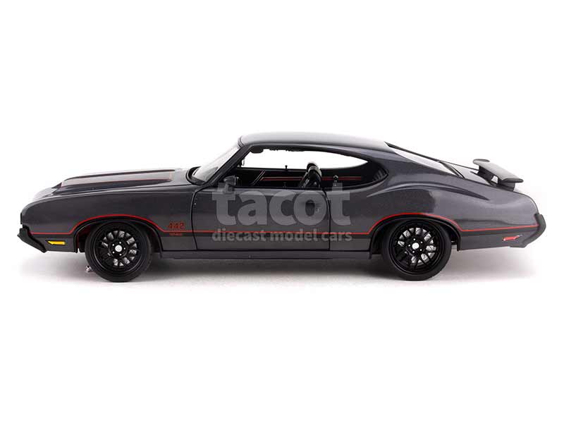 94803 Oldsmobile 442 W-30 Street Fighter 1970