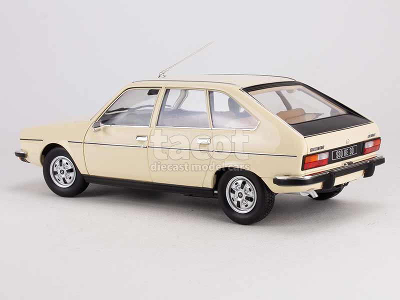 La Renault 20 TS du film Les Bronzés font du ski disponible en édition limitée à l'échelle 1/18 sur