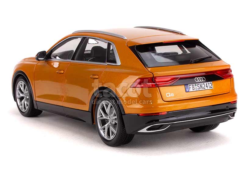 95326 Audi Q8 2018