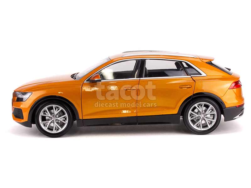 95326 Audi Q8 2018