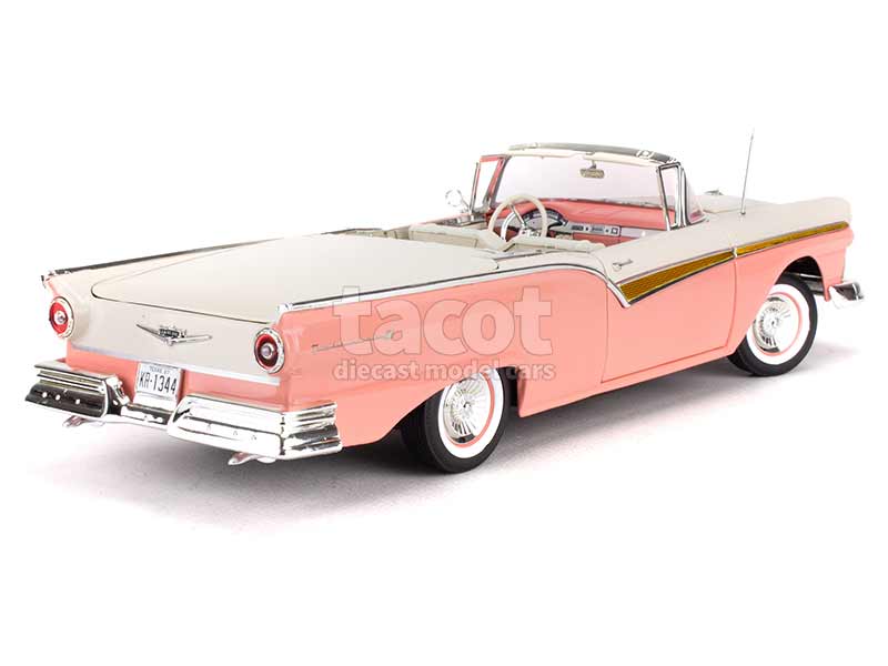Ford Skyliner 1957-59 : toit (littéralement) ouvrant - Guide Auto