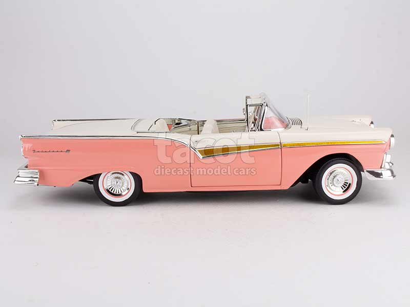 95441 Ford Fairlane 500 Skyliner 1957