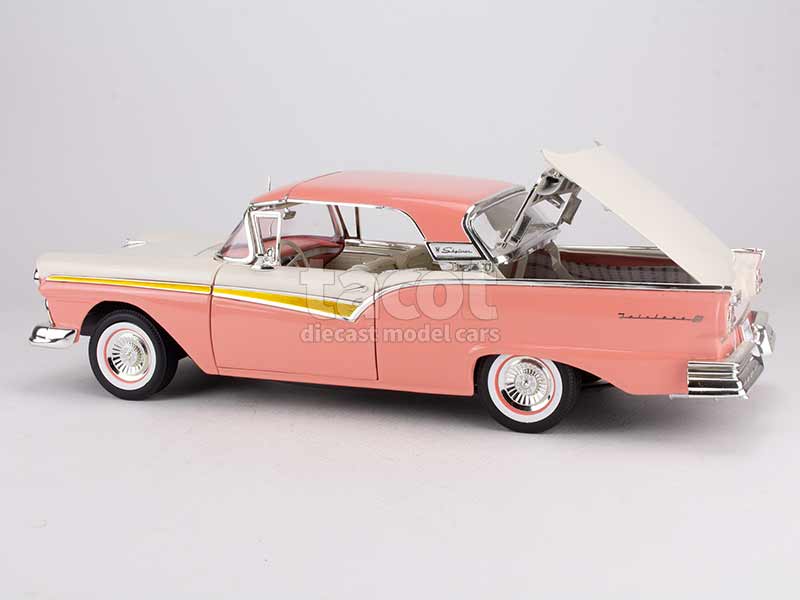 95441 Ford Fairlane 500 Skyliner 1957