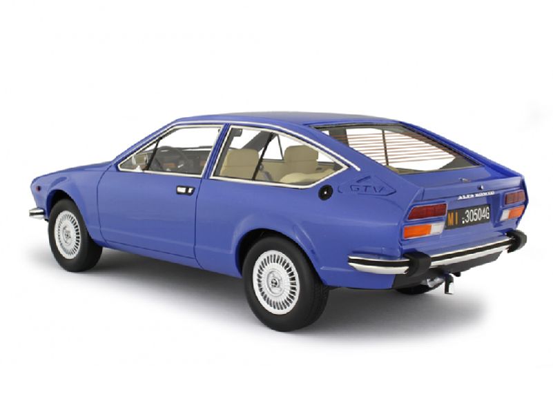 95754 Alfa Romeo Alfetta GTV 2000 1976